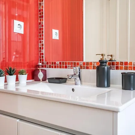 Akicity Campolide Apollo * Lisboa