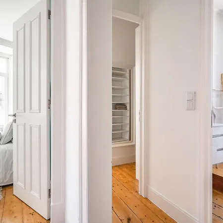 Akicity Campolide Apollo